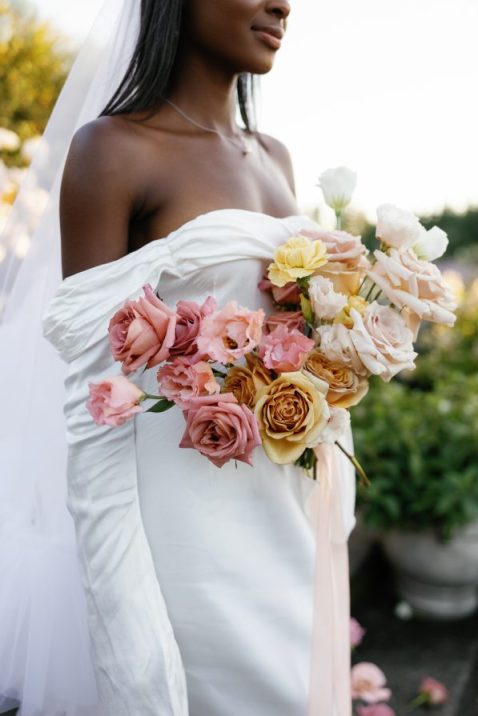 Vineyard wedding photography by Lauren Miles